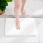 Chikase White Bathroom Rug 17x24 - Non-Slip Plush Small Bath Mat, Highly Absorbent & Ultra Soft Fluffy Floor Mat, Machine Washable for Shower and Tub - Image 2